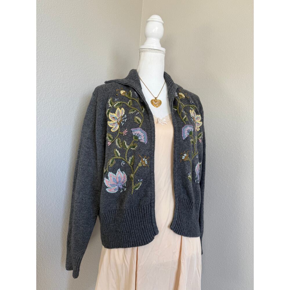Tiara Floral Embroidered Cardigan